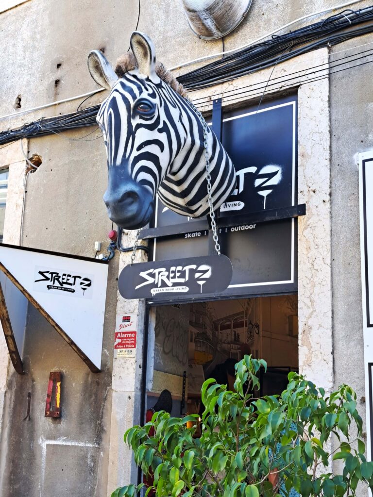 LXFactory - die Szenelokation von Lissabon